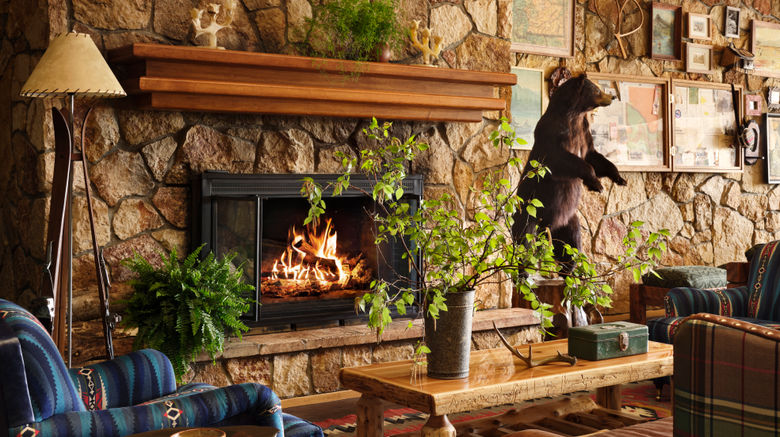 <b>Field & Stream Lodge Lobby</b>. Images powered by <a href="https://www.leonardoworldwide.com/" title="Leonardo Worldwide" target="_blank">Leonardo</a>.