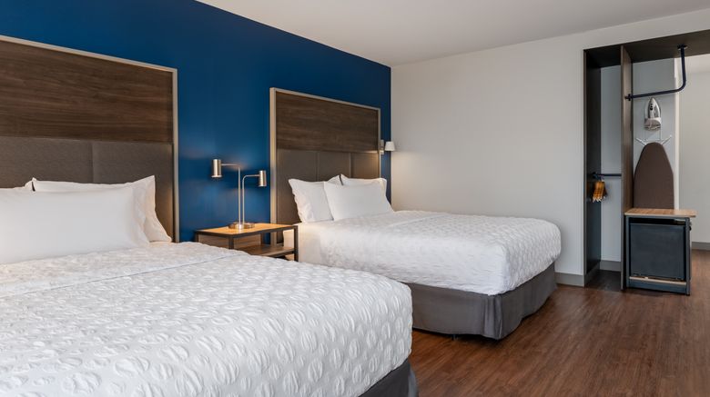<b>Tru by Hilton Battle Creek Room</b>. Images powered by <a href="https://www.leonardoworldwide.com/" title="Leonardo Worldwide" target="_blank">Leonardo</a>.