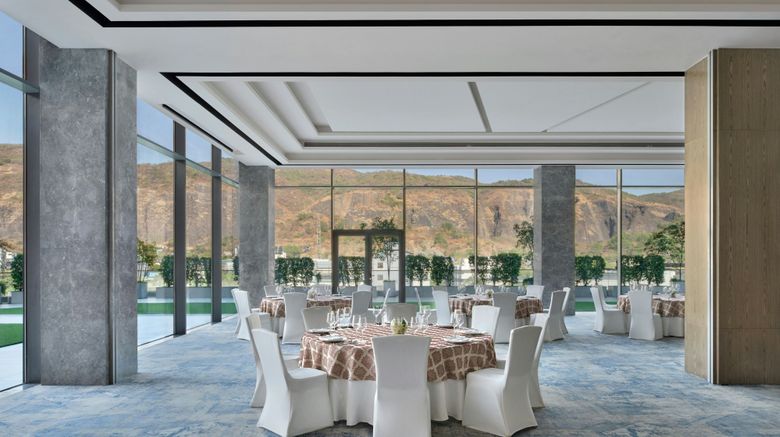 <b>Le Meridien Navi Mumbai Meeting</b>. Images powered by <a href="https://www.leonardoworldwide.com/" title="Leonardo Worldwide" target="_blank">Leonardo</a>.