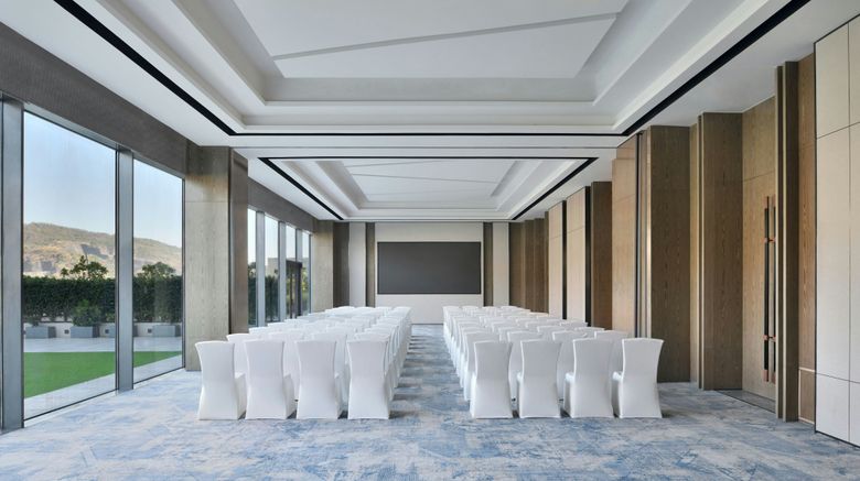 <b>Le Meridien Navi Mumbai Meeting</b>. Images powered by <a href="https://www.leonardoworldwide.com/" title="Leonardo Worldwide" target="_blank">Leonardo</a>.