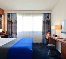 Nice Centre Hotel Room