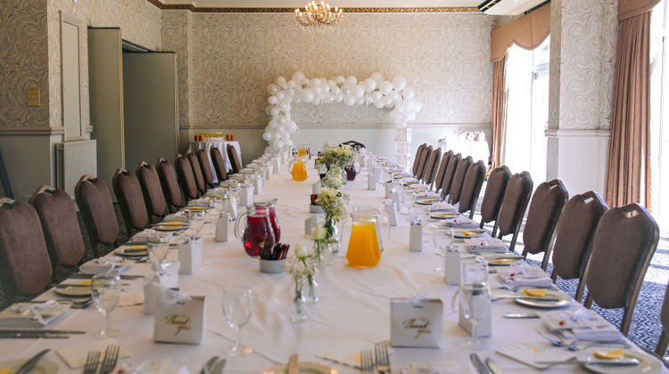 Oaklands Hall Meeting