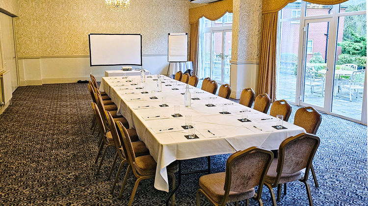Oaklands Hall Meeting