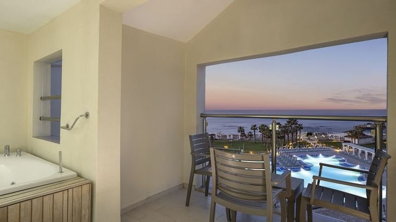 <b>Arcanus Side Resort Suite</b>. Images powered by <a href="https://www.leonardoworldwide.com/" title="Leonardo Worldwide" target="_blank">Leonardo</a>.