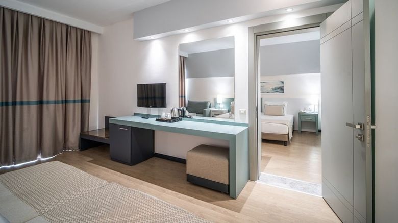 <b>Arcanus Side Resort Room</b>. Images powered by <a href="https://www.leonardoworldwide.com/" title="Leonardo Worldwide" target="_blank">Leonardo</a>.