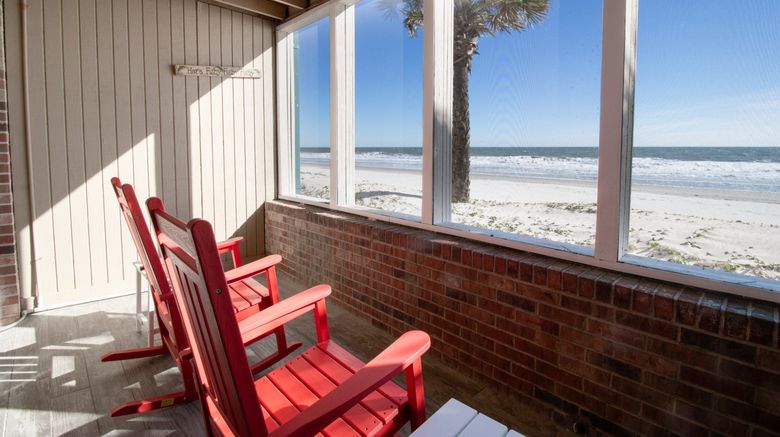 <b>The Oceanfront Litchfield Inn Room</b>. Images powered by <a href="https://www.leonardoworldwide.com/" title="Leonardo Worldwide" target="_blank">Leonardo</a>.
