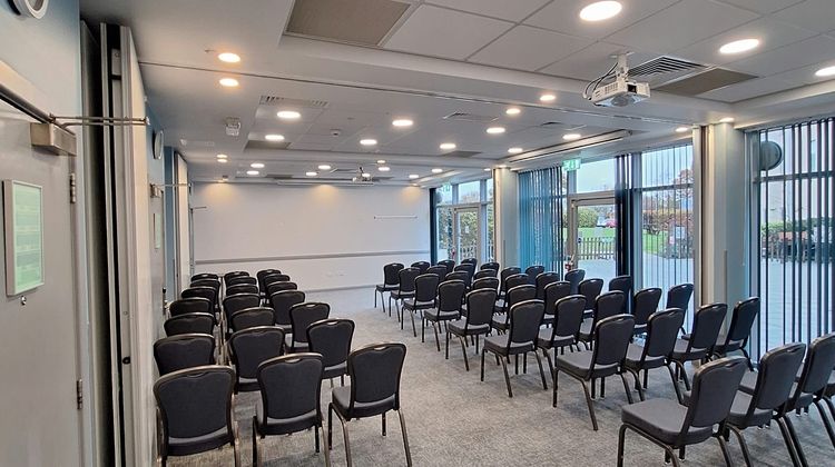 London Luton Vale Hotel Meeting