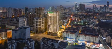 Holiday Inn Qingdao CBD Exterior