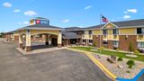 Fargo Inn & Suites Exterior