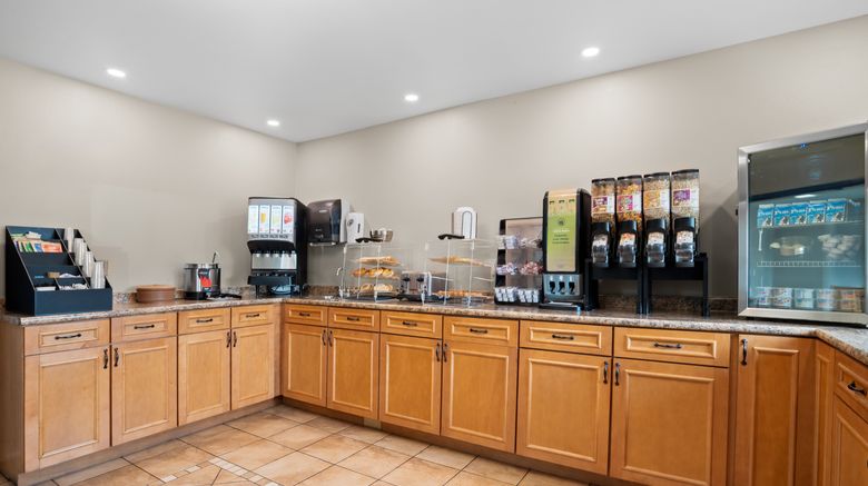 <b>Fargo Inn & Suites Restaurant</b>. Images powered by <a href="https://www.leonardoworldwide.com/" title="Leonardo Worldwide" target="_blank">Leonardo</a>.