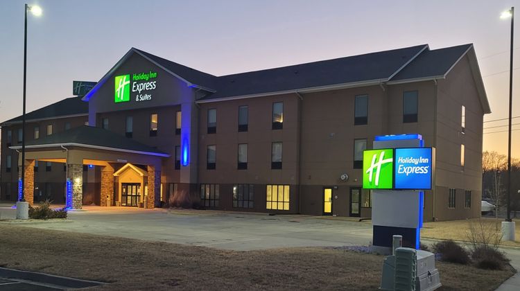Holiday Inn Express & Stes Junction City Exterior