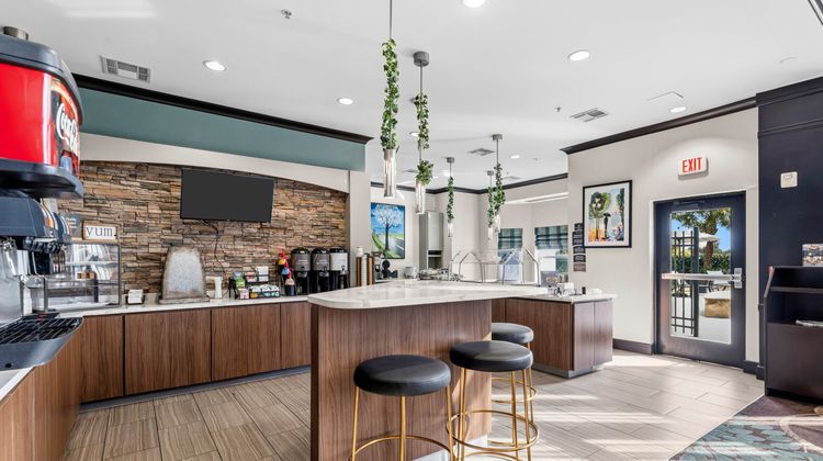 Staybridge Suites Houston-Clear Lake Restaurant