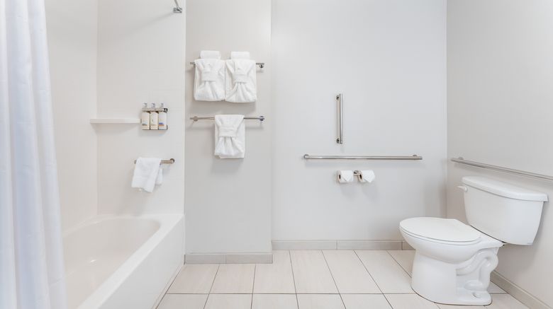 <b>Holiday Inn Express/Sts Nashville North Room</b>. Images powered by <a href="https://www.leonardoworldwide.com/" title="Leonardo Worldwide" target="_blank">Leonardo</a>.