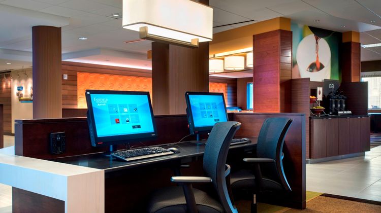 Fairfield Inn & Suites Carrier Circle Other