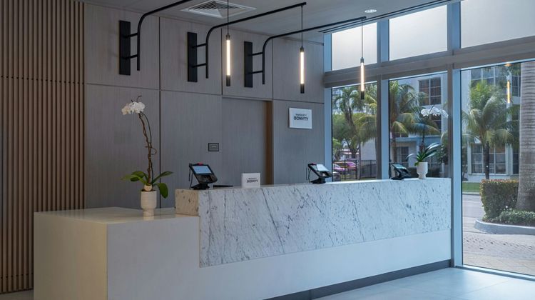 Residence Inn Miami Sunny Isles Beach Lobby