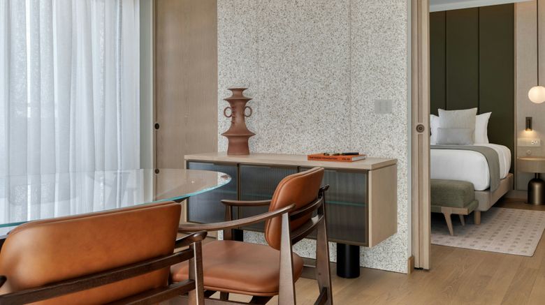 <b>The Landmark Nicosia Suite</b>. Images powered by <a href="https://www.leonardoworldwide.com/" title="Leonardo Worldwide" target="_blank">Leonardo</a>.