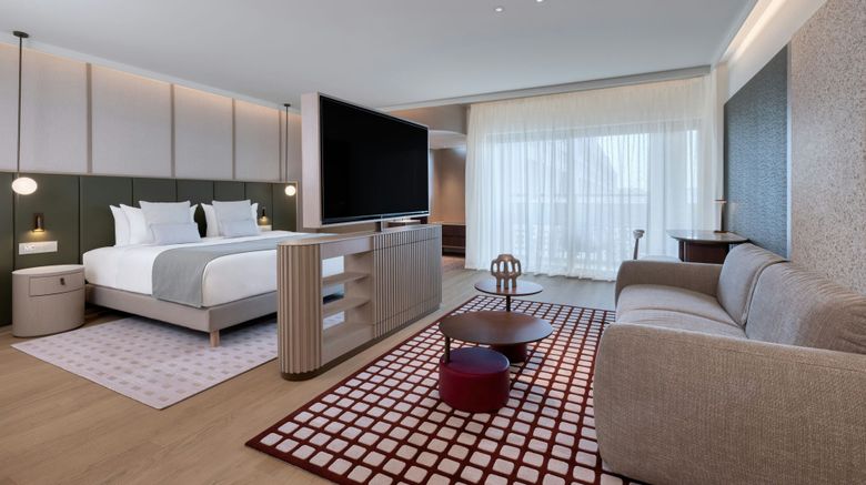 <b>The Landmark Nicosia Suite</b>. Images powered by <a href="https://www.leonardoworldwide.com/" title="Leonardo Worldwide" target="_blank">Leonardo</a>.