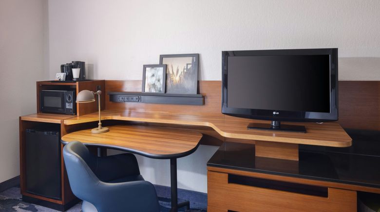 <b>Fairfield Inn & Suites Jacksonville Arpt Suite</b>. Images powered by <a href="https://www.leonardoworldwide.com/" title="Leonardo Worldwide" target="_blank">Leonardo</a>.