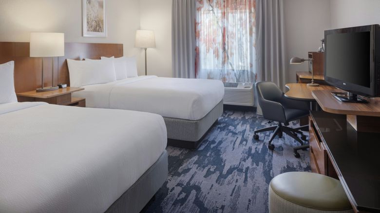 <b>Fairfield Inn & Suites Jacksonville Arpt Room</b>. Images powered by <a href="https://www.leonardoworldwide.com/" title="Leonardo Worldwide" target="_blank">Leonardo</a>.