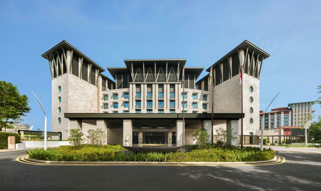 The Laurus a Luxury Collection Exterior