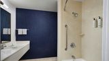 Fairfield Inn & Suites Indianapolis East Room