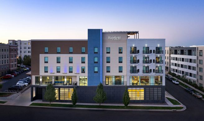 Fairfield Inn & Suites Denver Downtown Exterior