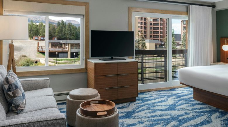 <b>Marriott's Mountain Valley Lodge Room</b>. Images powered by <a href="https://www.leonardoworldwide.com/" title="Leonardo Worldwide" target="_blank">Leonardo</a>.