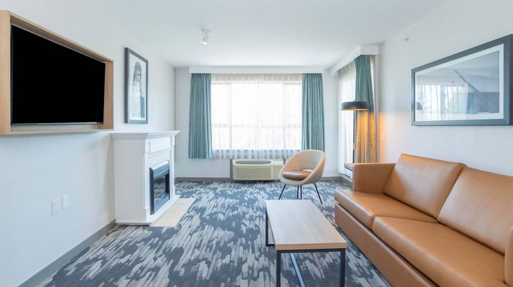 Sandman Suites Guildford Room