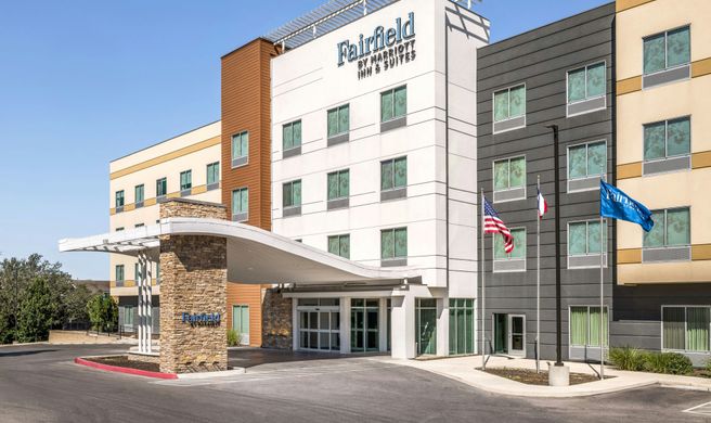 Fairfield Inn & Suites Medical Center Exterior