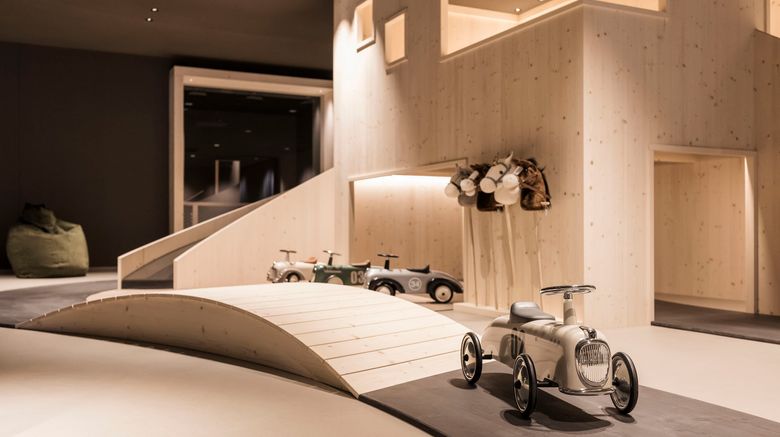 <b>AKI Family Resort Plose Lobby</b>. Images powered by <a href="https://www.leonardoworldwide.com/" title="Leonardo Worldwide" target="_blank">Leonardo</a>.