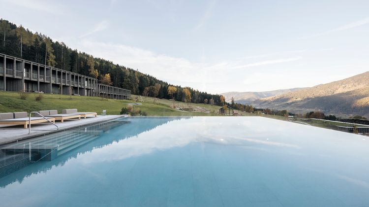 AKI Family Resort Plose Pool