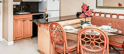 Palm Beach Shores Resort & Villas Room