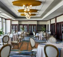Renaissance Riverview Plaza Hotel Mobile Lobby