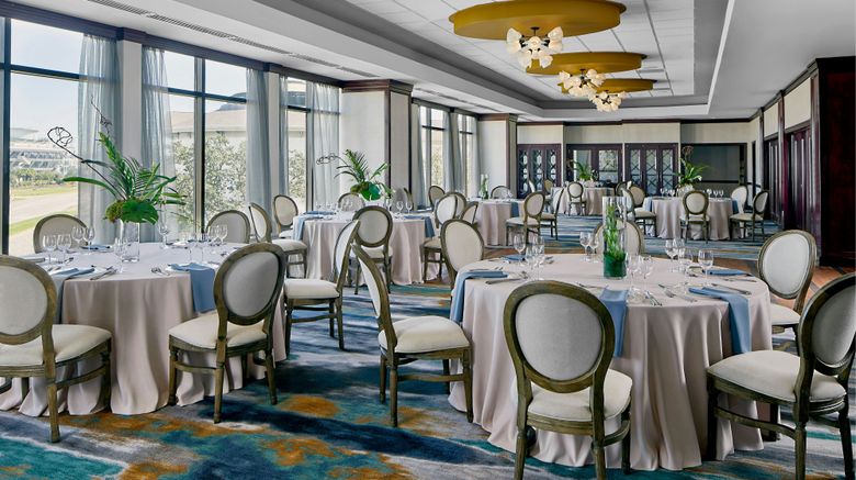 <b>Renaissance Riverview Plaza Hotel Mobile Lobby</b>. Images powered by <a href="https://www.leonardoworldwide.com/" title="Leonardo Worldwide" target="_blank">Leonardo</a>.