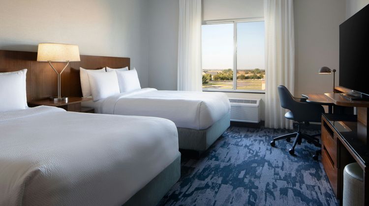 Fairfield Inn & Sts Oklahoma City Yukon Room