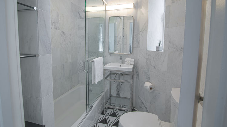 Hotel Belleclaire Room
