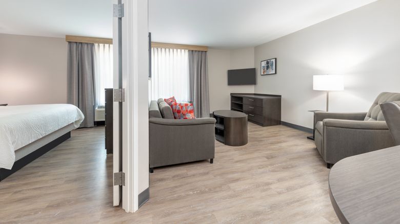 <b>Candlewood Suites Midland SW Suite</b>. Images powered by <a href="https://www.leonardoworldwide.com/" title="Leonardo Worldwide" target="_blank">Leonardo</a>.