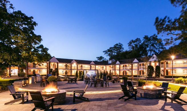 The Cove Hotel Exterior