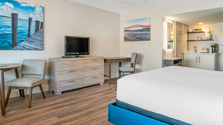 <b>River Crab Blue Water Inn Room</b>. Images powered by <a href="https://www.leonardoworldwide.com/" title="Leonardo Worldwide" target="_blank">Leonardo</a>.