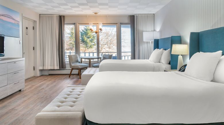 <b>River Crab Blue Water Inn Room</b>. Images powered by <a href="https://www.leonardoworldwide.com/" title="Leonardo Worldwide" target="_blank">Leonardo</a>.