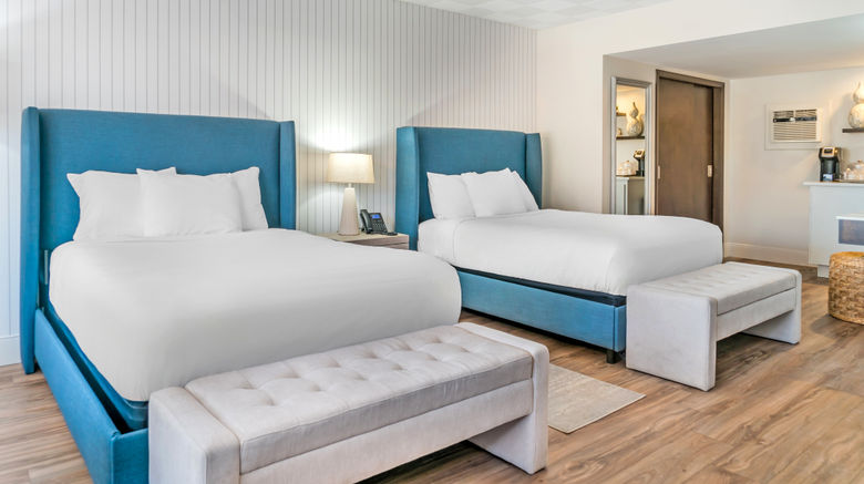 <b>River Crab Blue Water Inn Room</b>. Images powered by <a href="https://www.leonardoworldwide.com/" title="Leonardo Worldwide" target="_blank">Leonardo</a>.