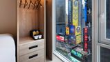 <b>voco Times Square Broadway by IHG Room</b>. Images powered by <a href="https://www.leonardoworldwide.com/" title="Leonardo Worldwide" target="_blank">Leonardo</a>.