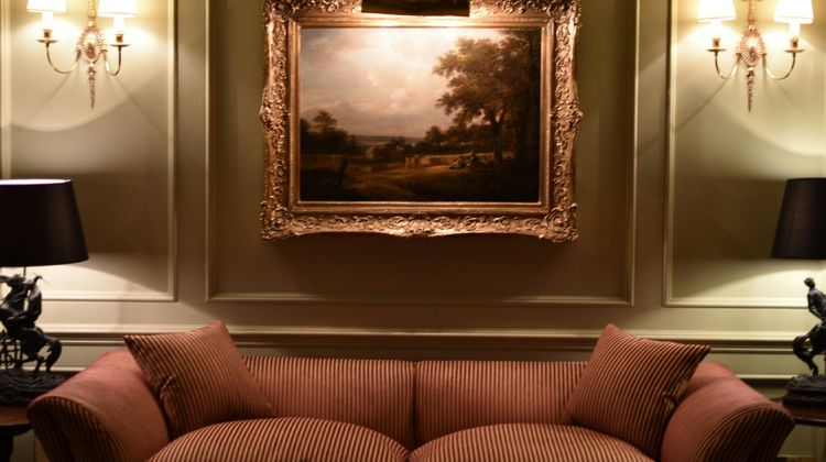 Batty Langley's Hotel Lobby