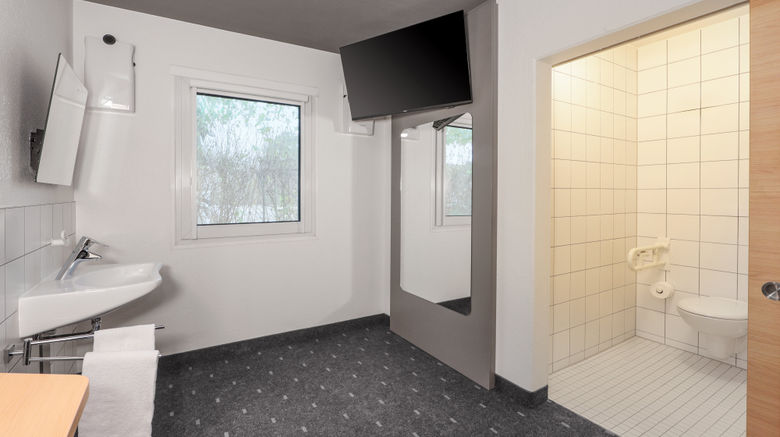 <b>Ibis Budget Berlin Genshagen Room</b>. Images powered by <a href="https://www.leonardoworldwide.com/" title="Leonardo Worldwide" target="_blank">Leonardo</a>.