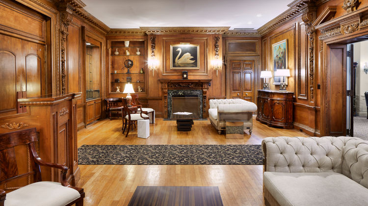 Tarrytown House Estate on The Hudson Restaurant