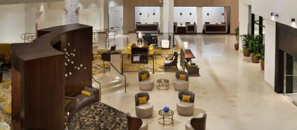 DoubleTree by Hilton Stamford Lobby