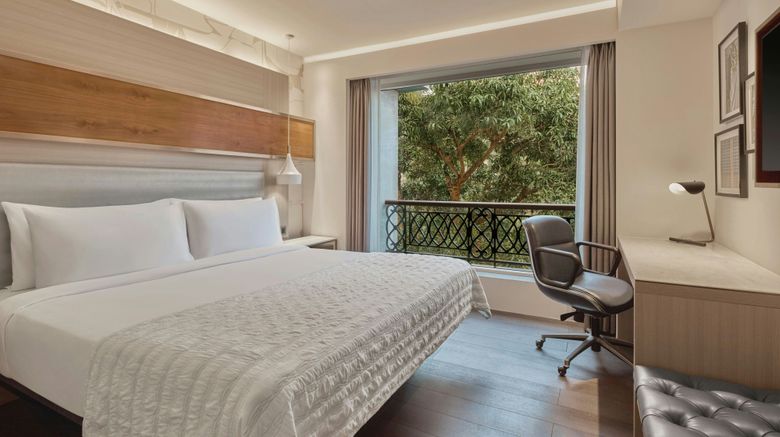 <b>Le Meridien Goa, Calangute Suite</b>. Images powered by <a href="https://www.leonardoworldwide.com/" title="Leonardo Worldwide" target="_blank">Leonardo</a>.