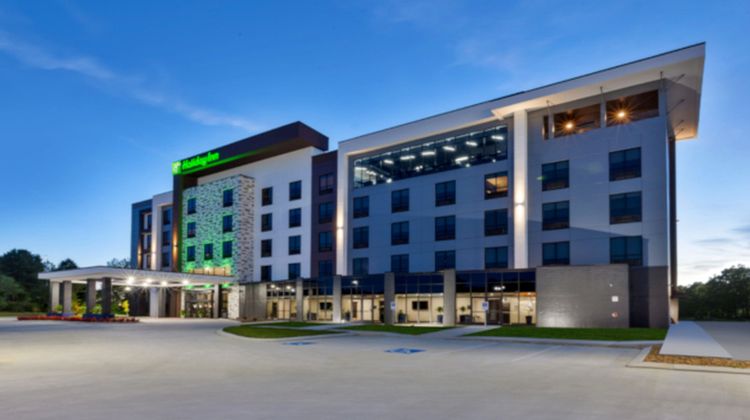 Holiday Inn Cookeville Exterior