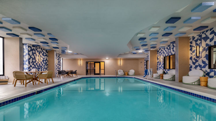 EVEN Hotel Detroit North - Troy Pool