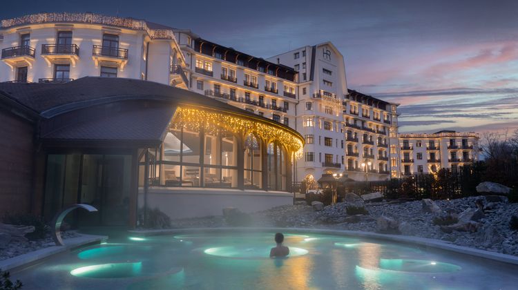 Hotel Royal-Evian Resort Pool